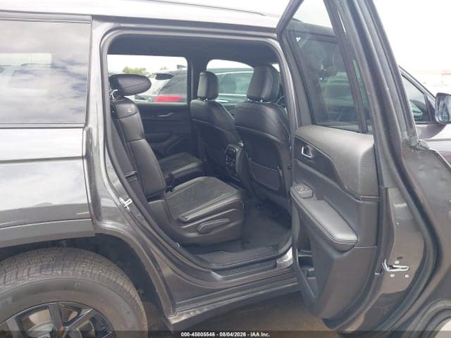 2025 JEEP GRAND CHEROKEE L ALTITUDE X 4X2 8