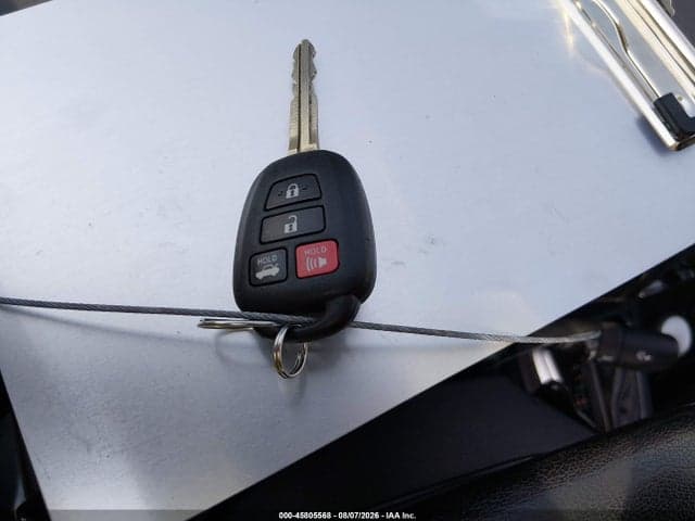 2019 TOYOTA COROLLA SE 11