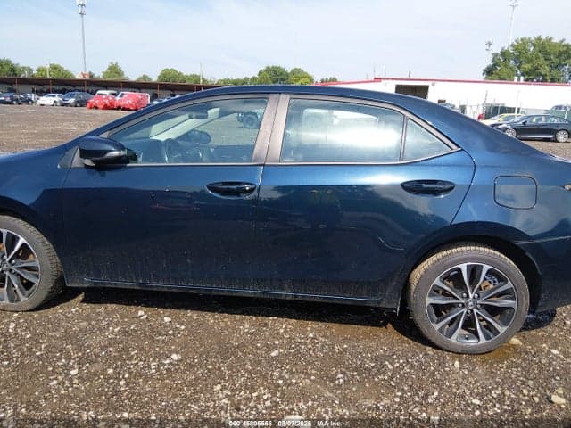 2019 TOYOTA COROLLA SE 14