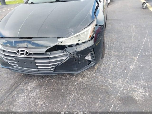 2020 HYUNDAI ELANTRA SEL 17