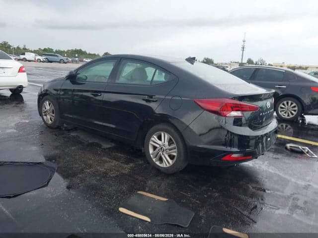 2020 HYUNDAI ELANTRA SEL 3