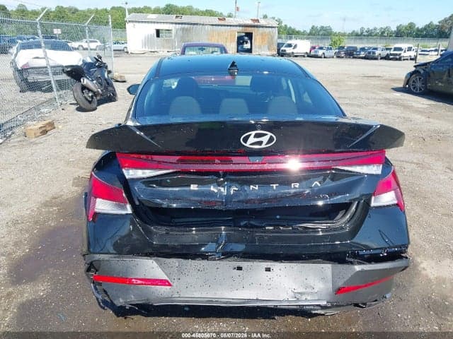 2026 HYUNDAI ELANTRA SE 16
