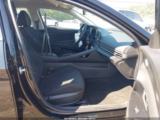 2026 HYUNDAI ELANTRA SE 5