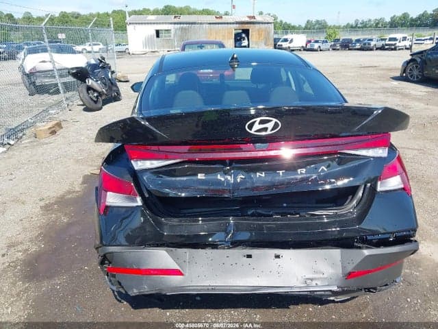 2026 HYUNDAI ELANTRA SE 6