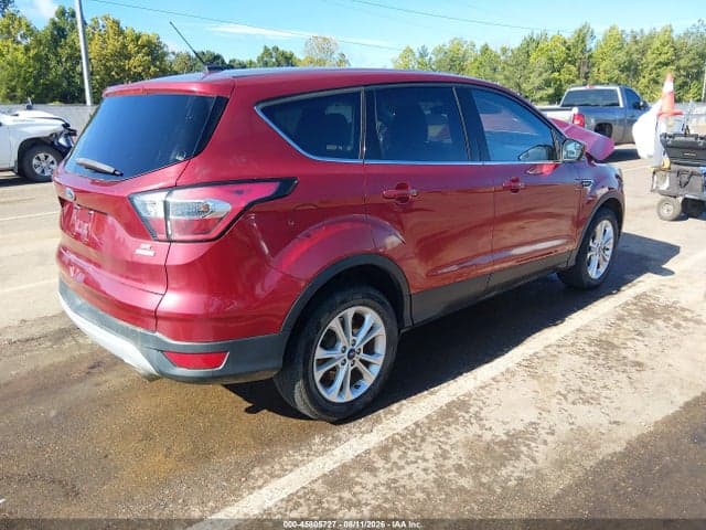 2017 FORD ESCAPE SE 4