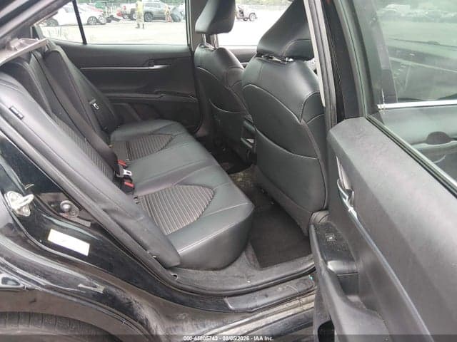 2019 TOYOTA CAMRY SE 8