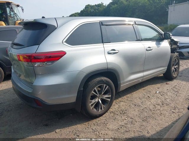 2018 TOYOTA HIGHLANDER LE 4