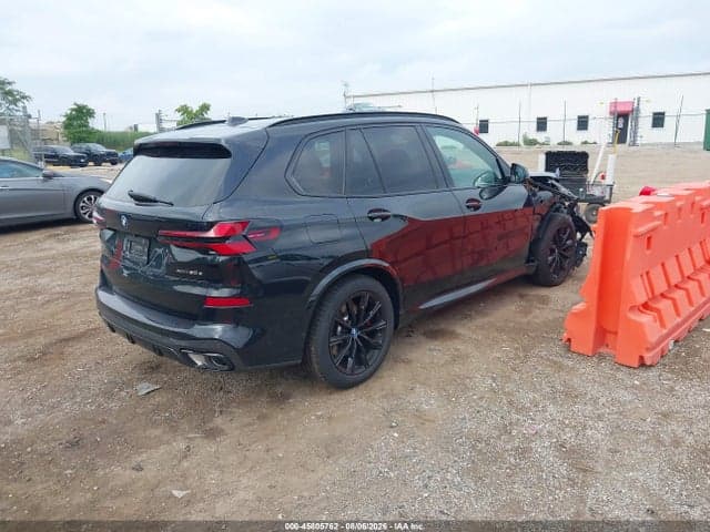2025 BMW X5 PHEV XDRIVE50E 4