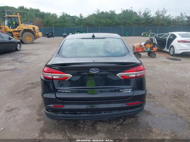 2019 FORD FUSION HYBRID TITANIUM 16