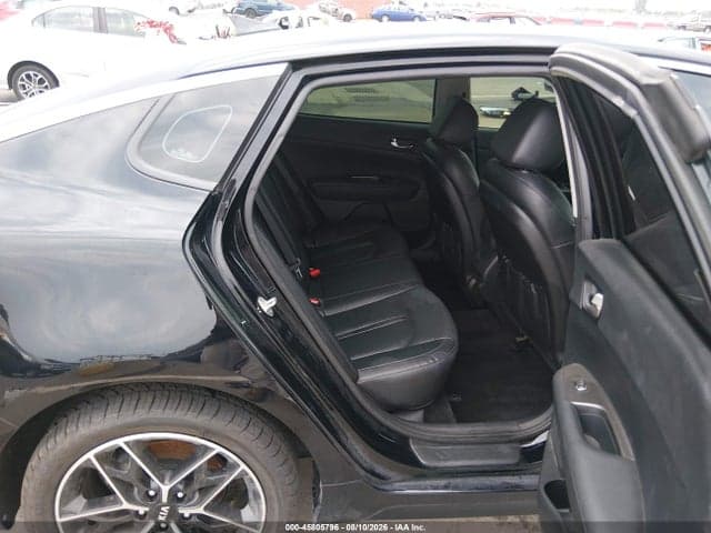2020 KIA OPTIMA SE 8