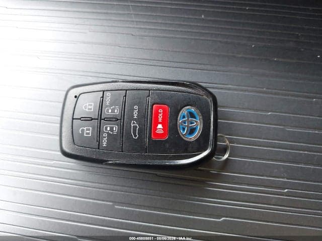 2021 TOYOTA SIENNA XSE 11