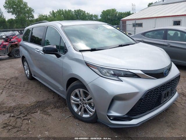 2021 TOYOTA SIENNA XSE 21