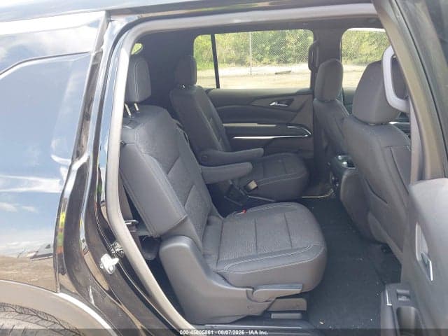 2025 CHEVROLET TRAVERSE AWD LT 8