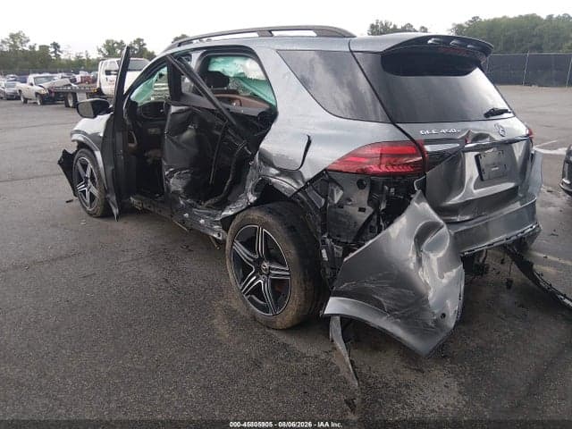 2024 MERCEDES-BENZ GLE 450 PLUG-IN HYBRID 4MATIC 3