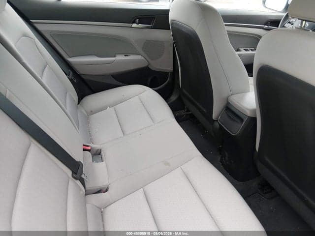 2018 HYUNDAI ELANTRA SEL 8