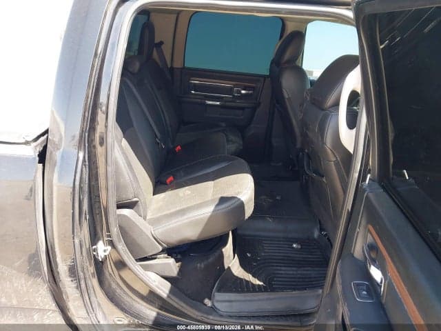 2017 RAM 1500 LARAMIE 4X2 5'7 BOX 8