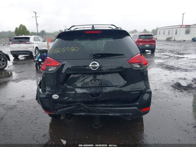 2018 NISSAN ROGUE SV 16