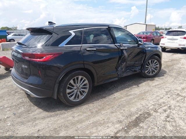 2023 INFINITI QX50 LUXE 4