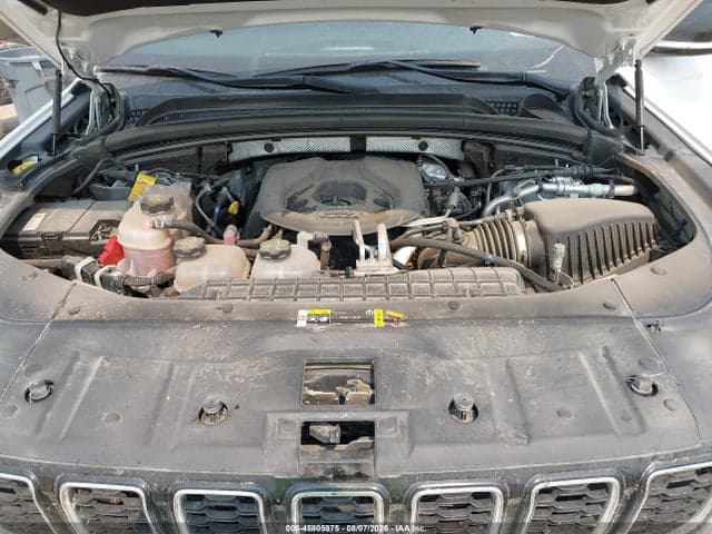 2024 JEEP GRAND CHEROKEE 4XE 10