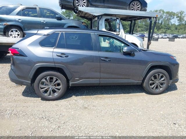 2025 TOYOTA RAV4 HYBRID XLE PREMIUM 13