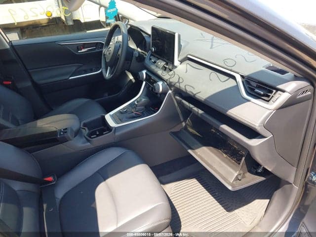 2025 TOYOTA RAV4 HYBRID XLE PREMIUM 5