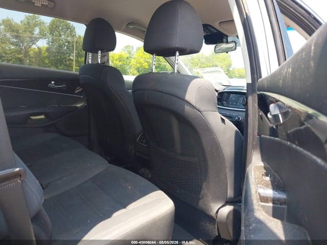 2019 KIA SORENTO 3.3L LX 8