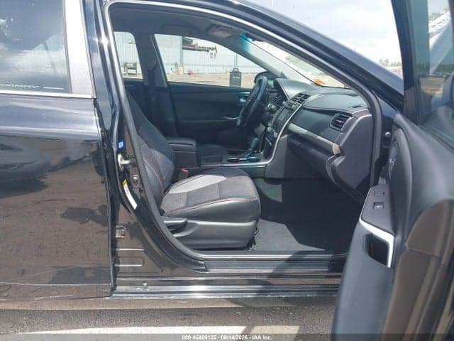 2017 TOYOTA CAMRY SE 5