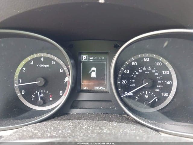 2017 HYUNDAI SANTA FE SE 7