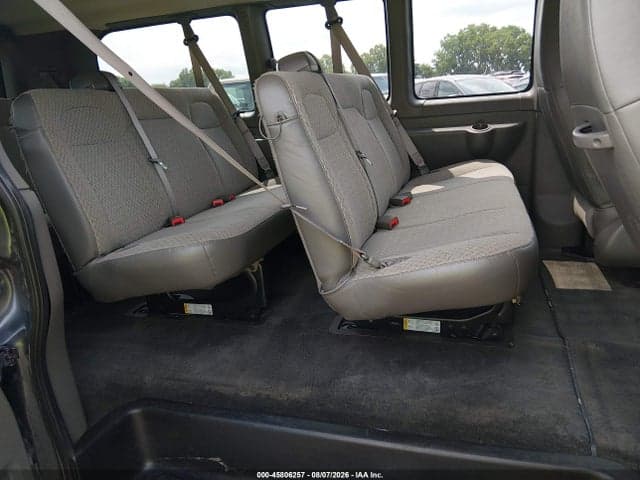 2017 CHEVROLET EXPRESS 2500 LS 8