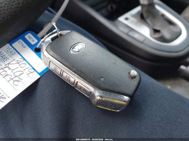 2019 KIA FORTE LXS 11