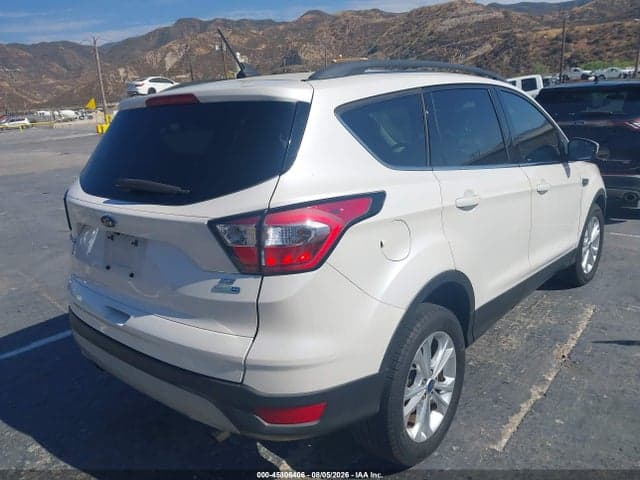2018 FORD ESCAPE SE 4