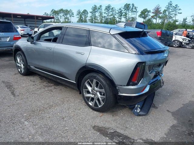 2025 CADILLAC OPTIQ LUXURY 1 AWD 3
