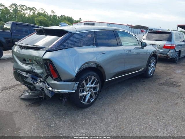 2025 CADILLAC OPTIQ LUXURY 1 AWD 4