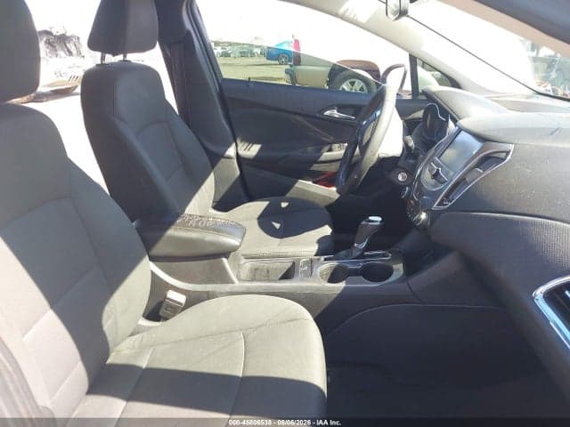 2017 CHEVROLET CRUZE LT AUTO 5