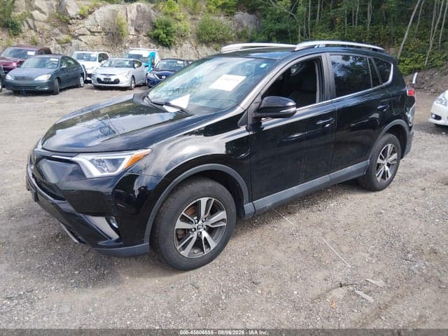 2018 TOYOTA RAV4 XLE 2