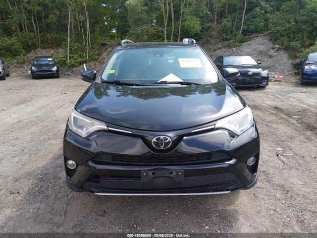 2018 TOYOTA RAV4 XLE 12
