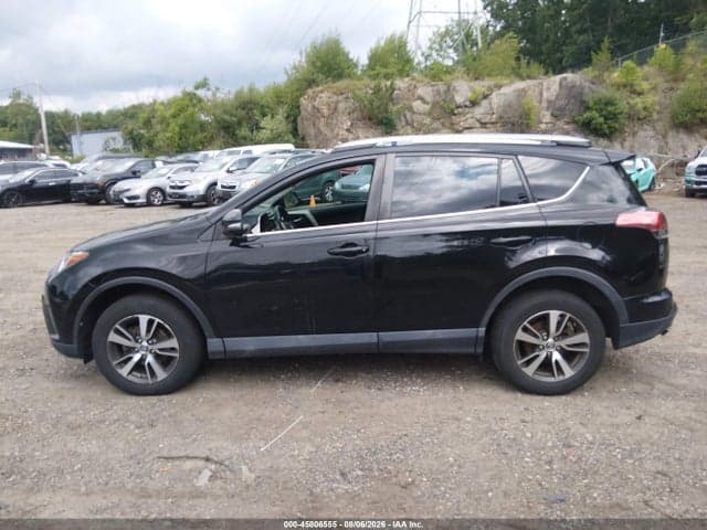 2018 TOYOTA RAV4 XLE 14