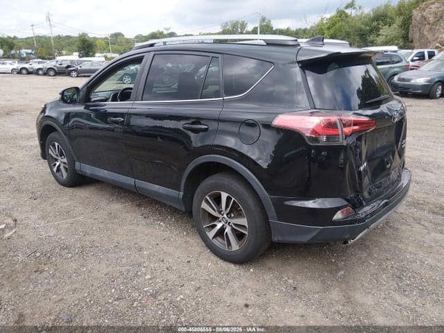 2018 TOYOTA RAV4 XLE 3