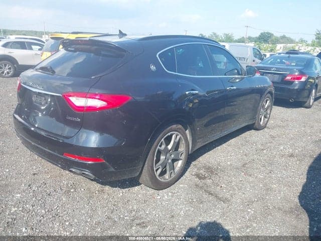 2017 MASERATI LEVANTE 4