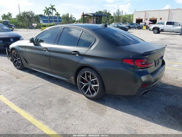 2021 BMW 530I 3