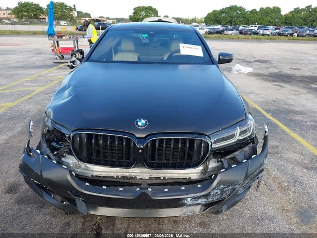 2021 BMW 530I 6