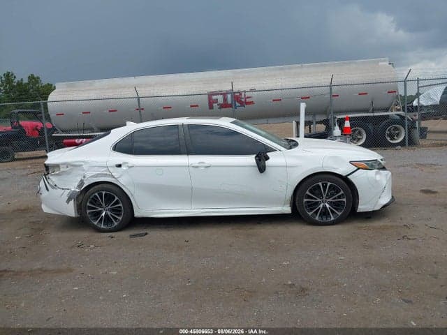 2019 TOYOTA CAMRY SE 13