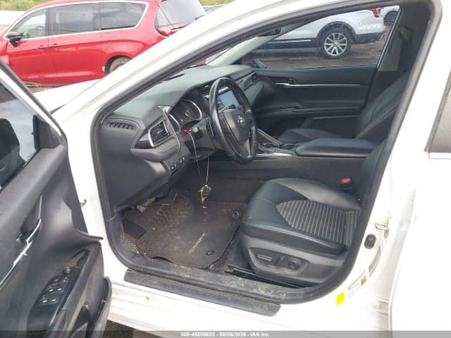 2019 TOYOTA CAMRY SE 5