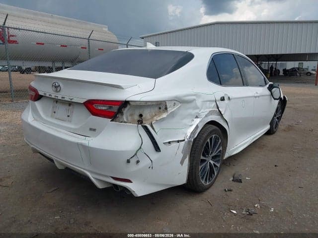 2019 TOYOTA CAMRY SE 6