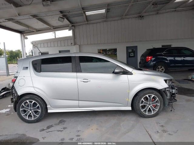 2019 CHEVROLET SONIC LT AUTO 14