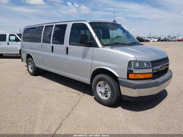2017 CHEVROLET EXPRESS 3500 LT 1