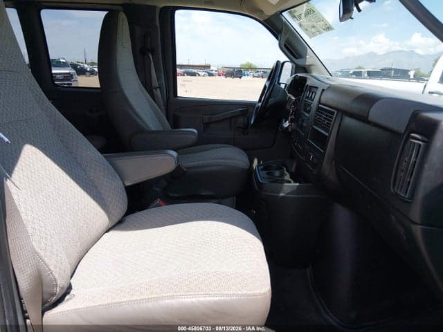 2017 CHEVROLET EXPRESS 3500 LT 5