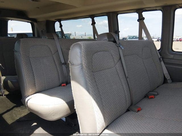 2017 CHEVROLET EXPRESS 3500 LT 8