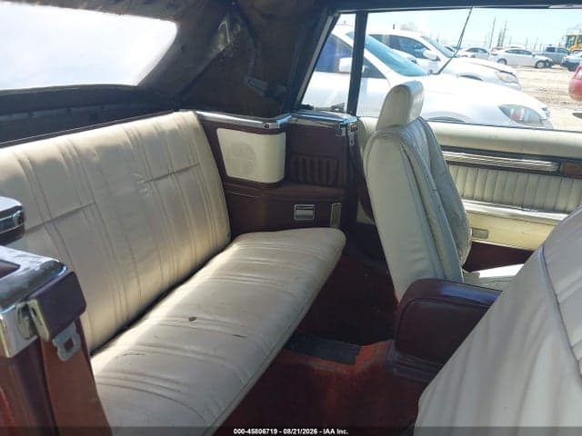 1986 CHRYSLER LEBARON 8