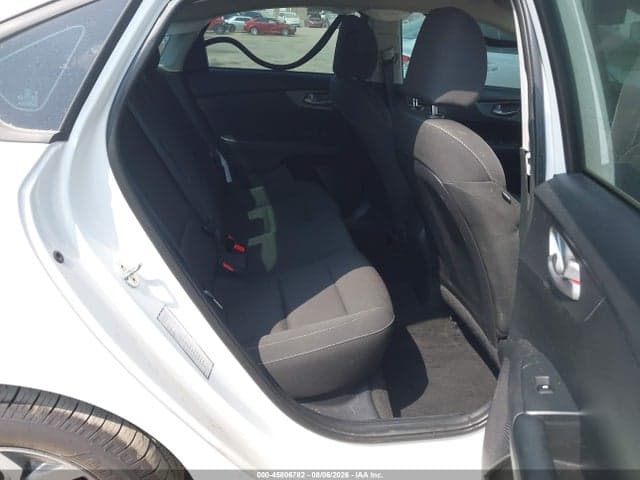 2021 KIA FORTE LXS 8